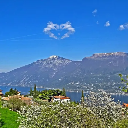 La Quiete 23 View By Gardadomusmea Апартаменты