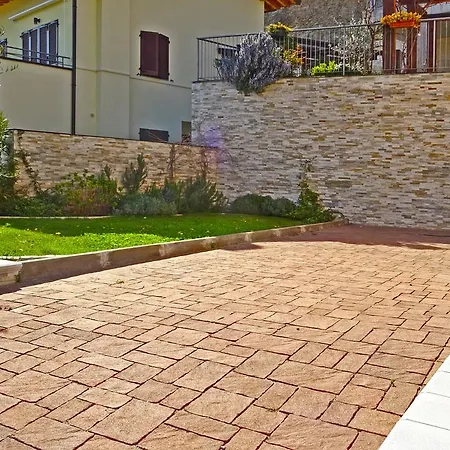 La Quiete 23 View By Gardadomusmea Апартаменты